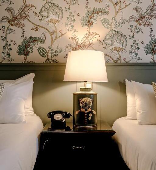 패밀리 룸, The Abbeyleix Manor