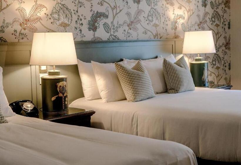 חדר סטנדרט לשלושה, The Abbeyleix Manor