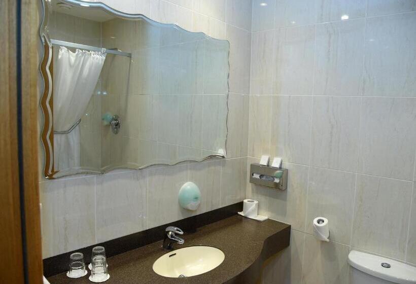 Номер Стандарт, The Carraig