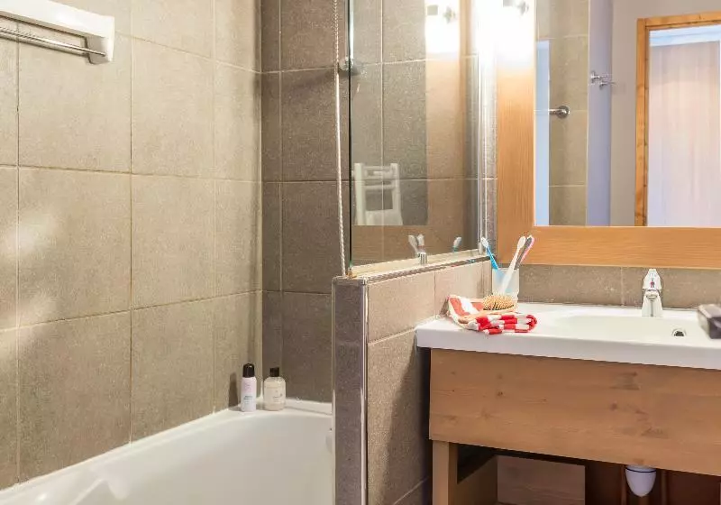 آپارتمان سوپریور 2 خوابه, Residence Pierre & Vacances L Ours Blanc
