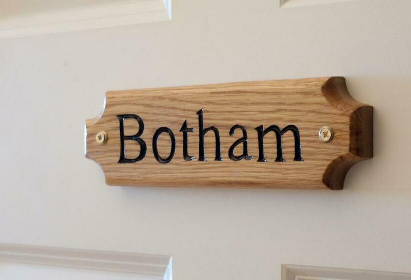 キングサイズベッドのデラックスルーム, The Cricket Inn