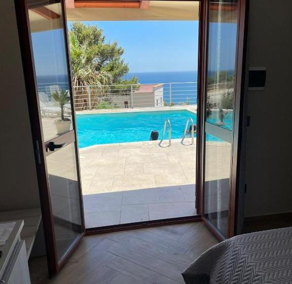 اتاق استاندارد با تخت بزرگ, B&b Terrazze Chiaramontane