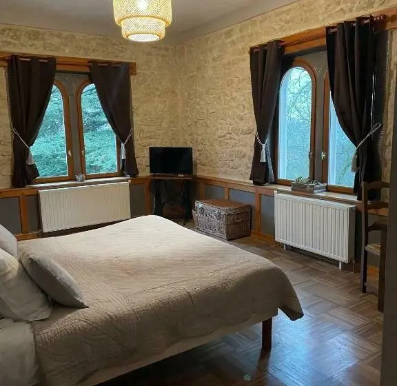 ガーデンビュースタンダードルーム, Bed And Breakfast Le Château De Morey