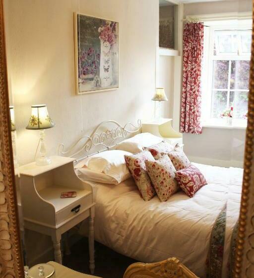 豪华房间, Willow Tree Farm