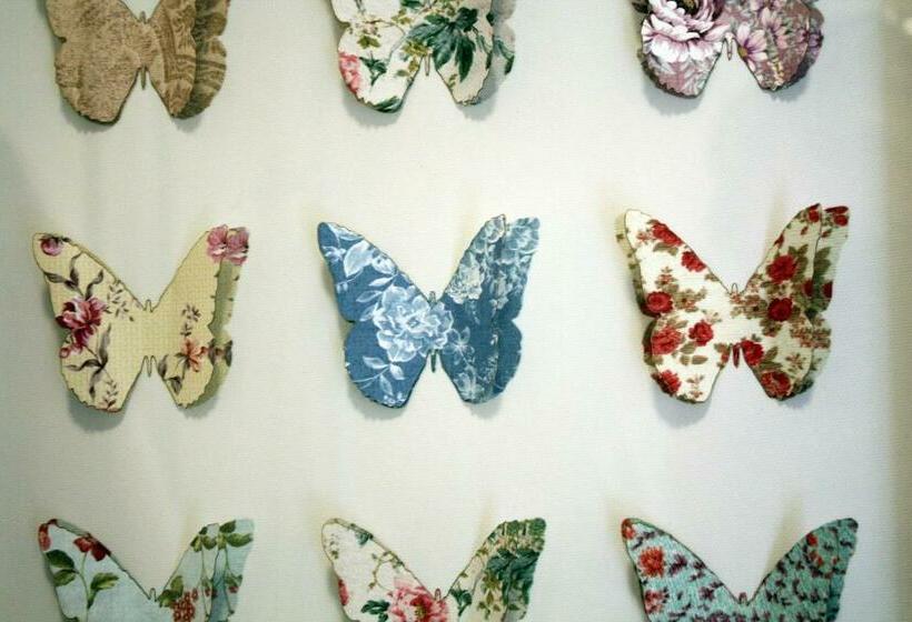 豪华房间, Willow Tree Farm