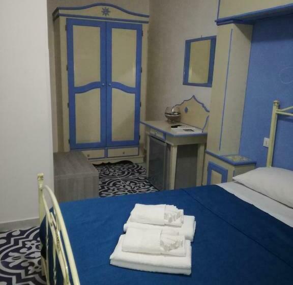 غرفة قياسية مطلّة علي البحر, Benvenuti Al Sud B&b