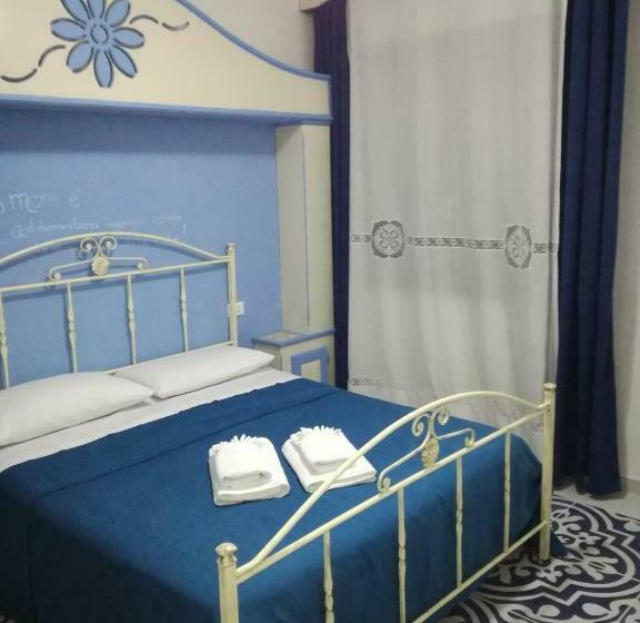 غرفة قياسية مطلّة علي البحر, Benvenuti Al Sud B&b