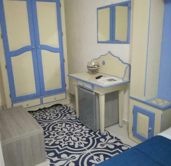 غرفة قياسية مطلّة علي البحر, Benvenuti Al Sud B&b