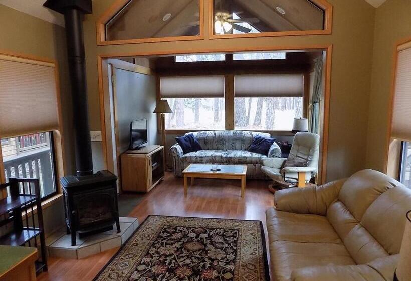 كابينة, Cold Springs Resort