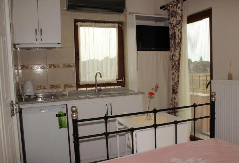 غرفة قياسية مطلّة علي البحر مزوَّدة بشُرفة, Ede Apart Otel