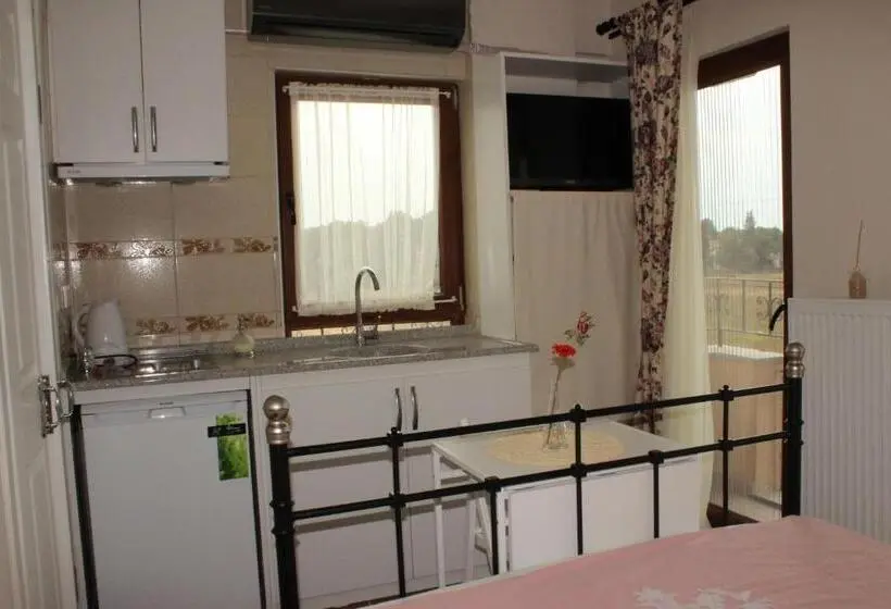 オーシャンビュースタンダードルームバルコニー付き, Ede Apart Otel