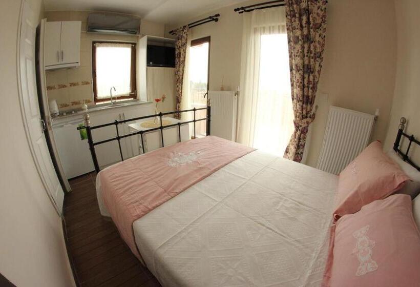 غرفة قياسية مطلّة علي البحر مزوَّدة بشُرفة, Ede Apart Otel