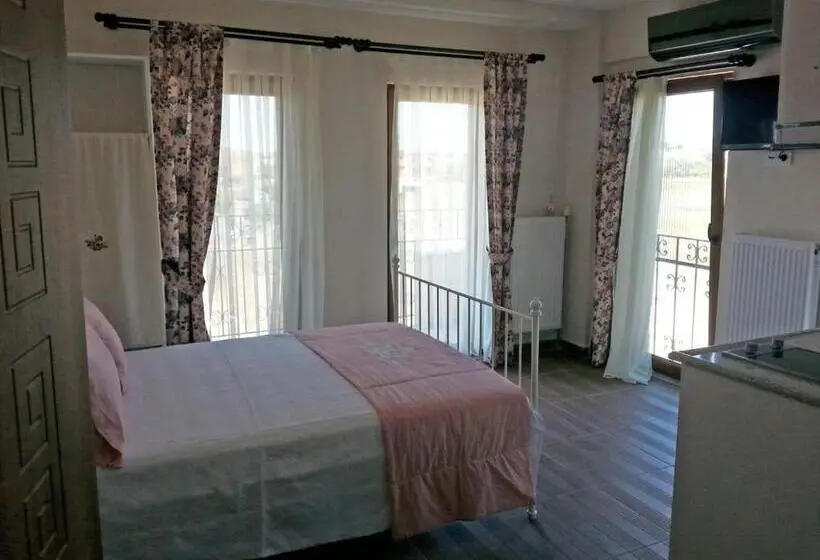 オーシャンビューデラックスルームバルコニー付き, Ede Apart Otel