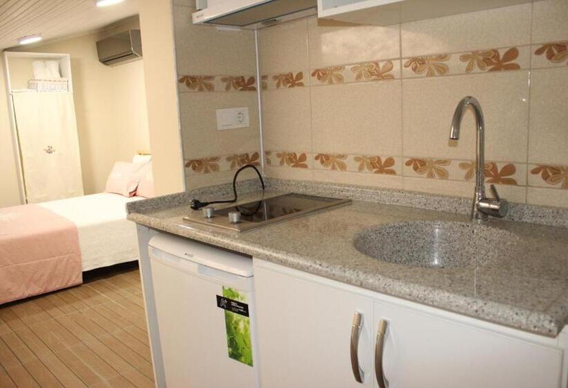 غرفة ديلوكس ثلاثية مطلة على البحر, Ede Apart Otel