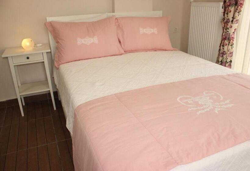 غرفة قياسية ثلاثية مطلة علي الحديقة, Ede Apart Otel