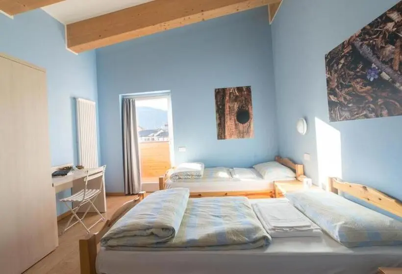 スタンダードルーム, Hostel L Ost   Ostello Di Grumes
