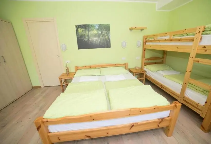 ファミリールーム, Hostel L Ost   Ostello Di Grumes