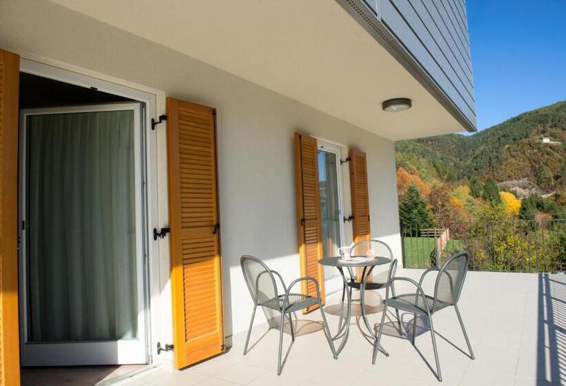 패밀리 룸, Hostel L Ost Ostello Di Grumes