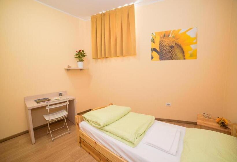 스탠다드 싱글 룸, Hostel L Ost Ostello Di Grumes