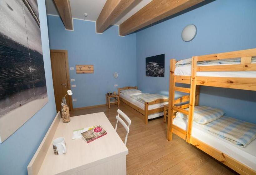 트리플 스탠다드 전망룸, Hostel L Ost Ostello Di Grumes