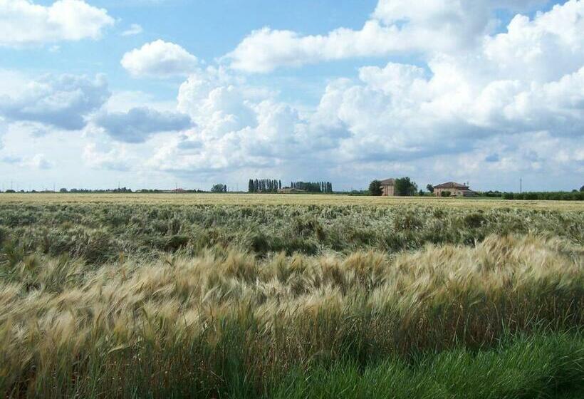 חדר סטנדרט לשלושה עם נוף לגינה, Il Frattiero B&b