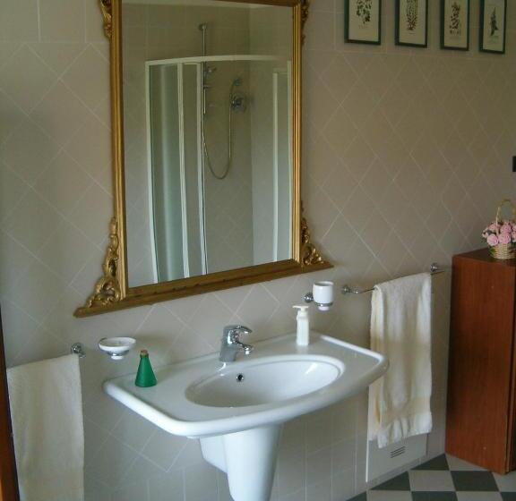 חדר סטנדרט לארבעה, Il Frattiero B&b