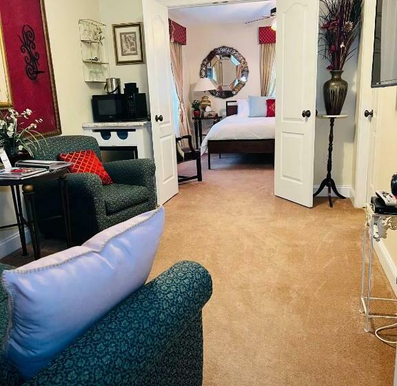 デラックススイート, Ma Margarets House Bed And Breakfast