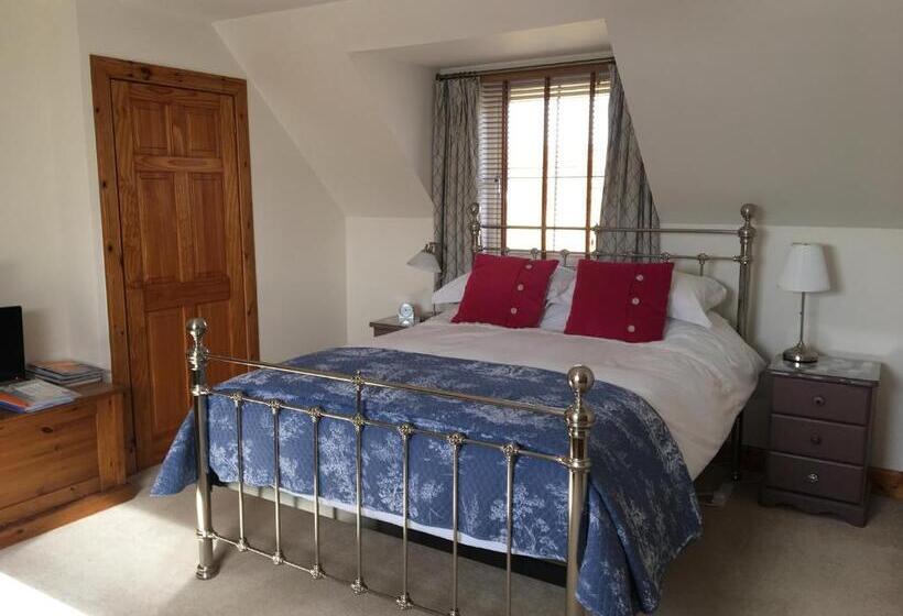 Стандартный Номер Кровать Кинг, Off The Hill B&b