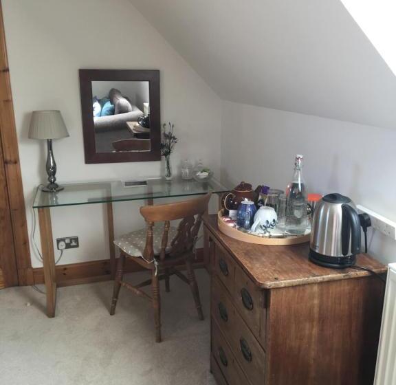 Стандартный Номер Кровать Кинг, Off The Hill B&b