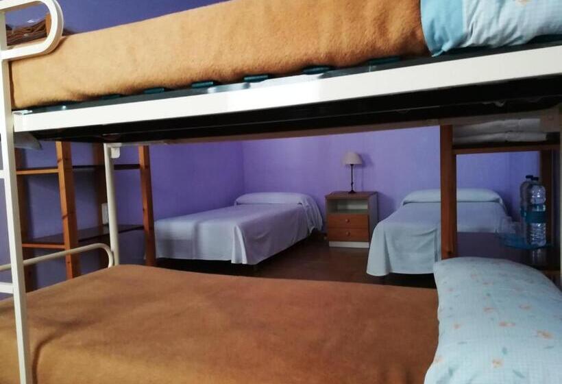 חדר משפחתי, Albergue Quinta Del Jalón