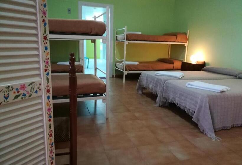 חדר משפחתי נוף לגינה, Albergue Quinta Del Jalón