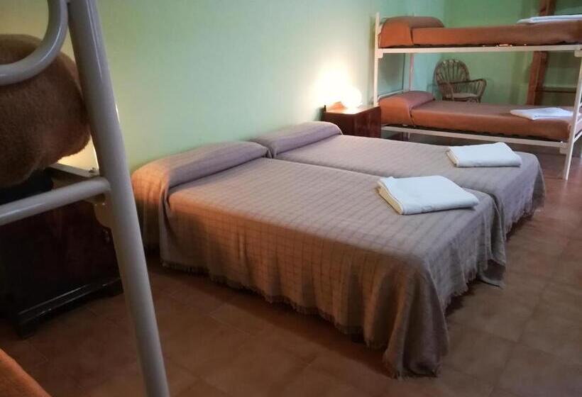 חדר משפחתי נוף לגינה, Albergue Quinta Del Jalón