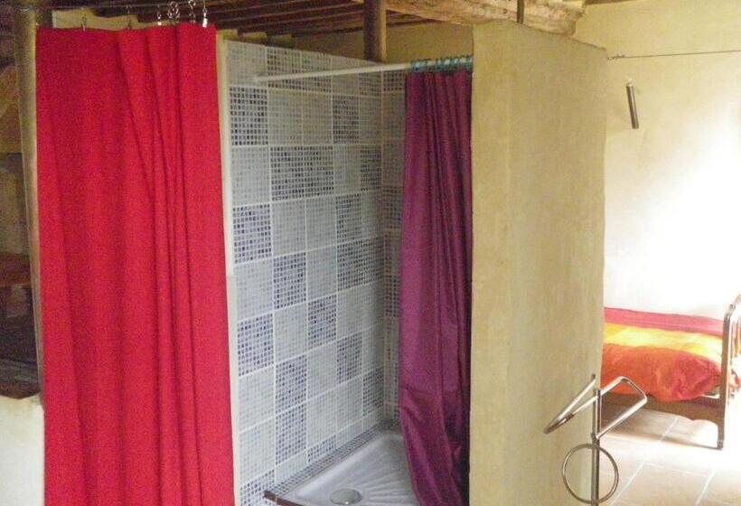 １ベッドルームハウス, Manoir De La Baronnie