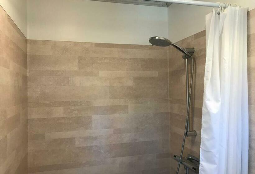 בית, 3 חדרי שינה, Tuvagård B&b Vindhästar