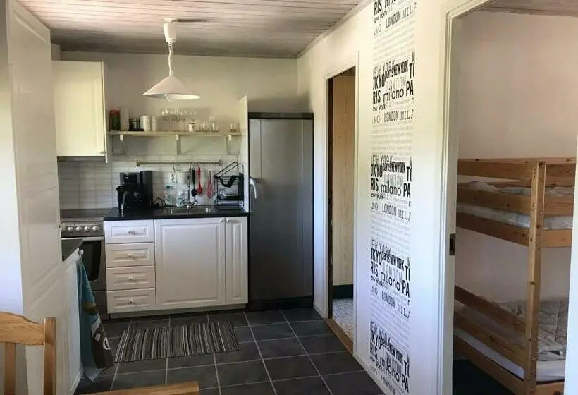 ３ベッドルームハウス, Tuvagård B&b Vindhästar