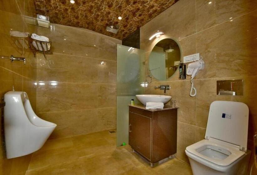 חדר סטנדרט עם מיטת קינג, Dalhousie Valley Resort By Dls Hotels