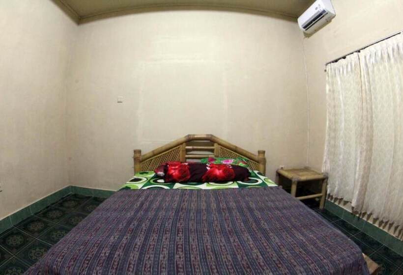 Номер Стандарт, Duyung Rooms & Resto Gerupuk