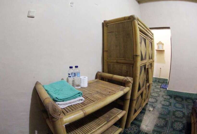 Номер Стандарт, Duyung Rooms & Resto Gerupuk