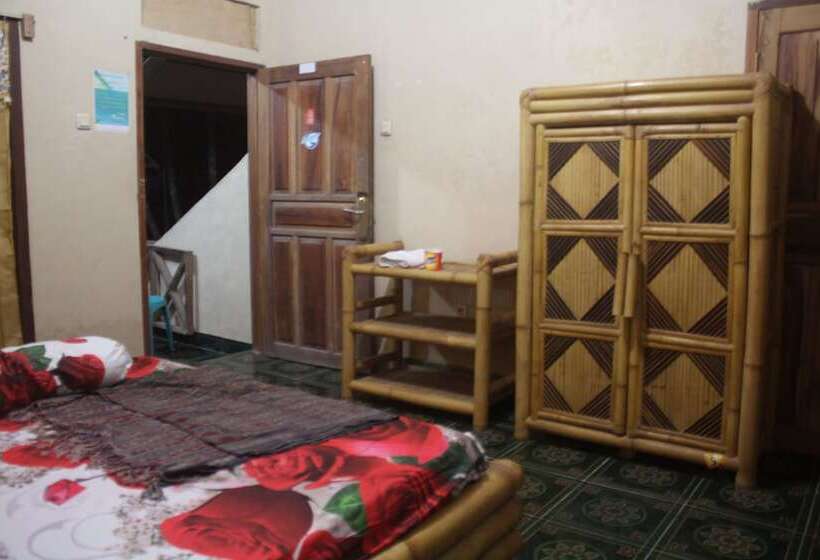 Номер Стандарт, Duyung Rooms & Resto Gerupuk