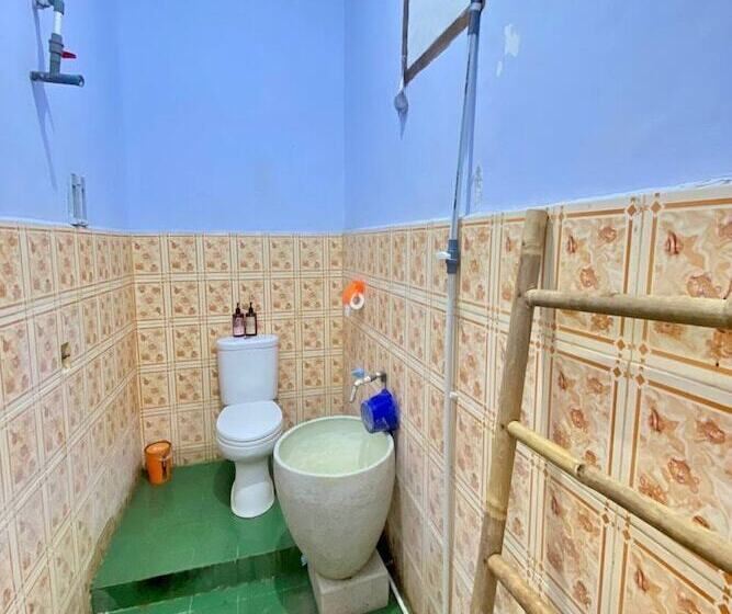 Номер Стандарт, Duyung Rooms & Resto Gerupuk