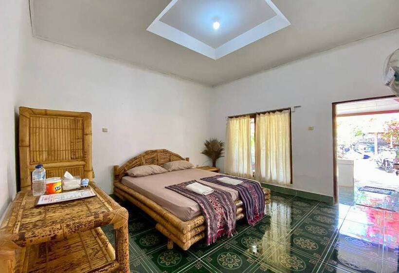 Номер Стандарт, Duyung Rooms & Resto Gerupuk