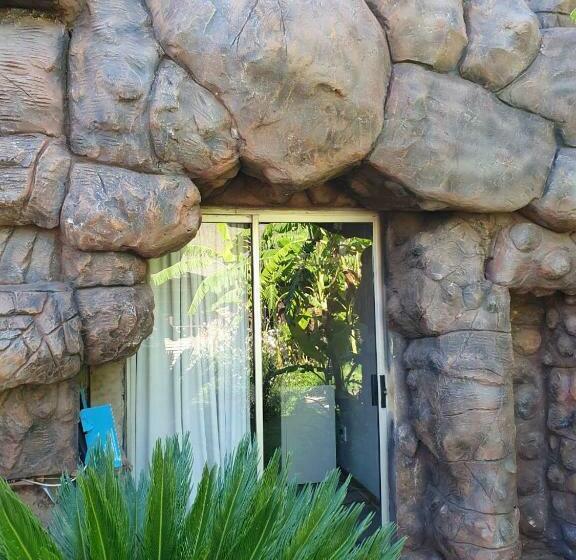 חדר סטנדרט יחיד, Elephant Rock Inn