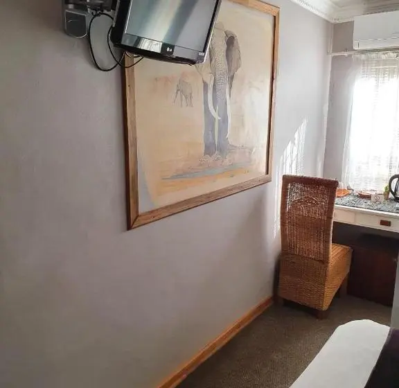 エコノミーシングルルーム, Elephant Rock Inn