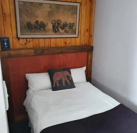 エコノミーシングルルーム, Elephant Rock Inn