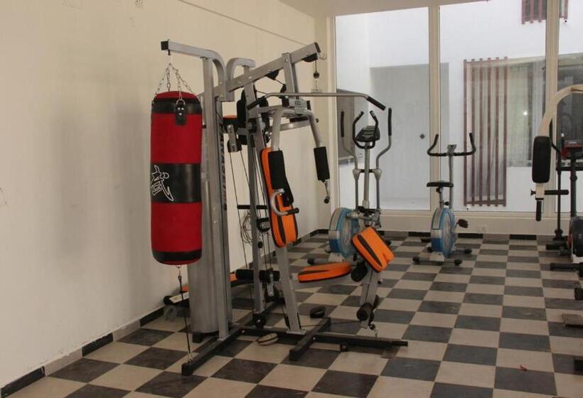 חדר דלוקס, Saaral Resorts & Hotels Pvt Ltd