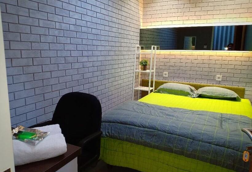 バス共有のスタンダードルーム, Derma Home Stay