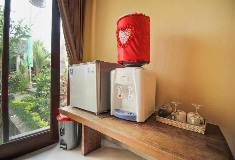 סוויטה, Pondok Kutuh Guest House