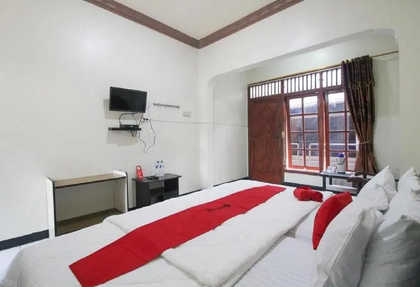 エコノミールーム, Reddoorz Near Sarangan Lake