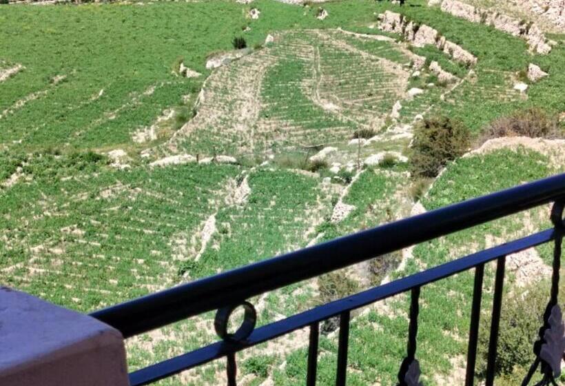 스탠다드 룸, Lovon Hotel And Restaurant