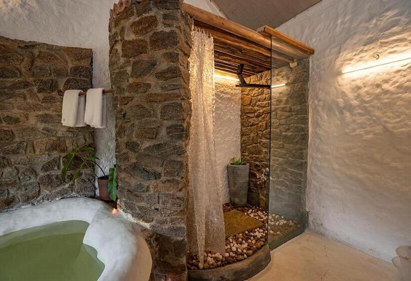 带1个卧室的高档别墅, Deshadan Eco Valley Resort   An Eco Friendly Mud House